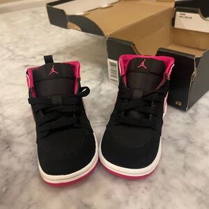 Brand new jorda retro high shoes